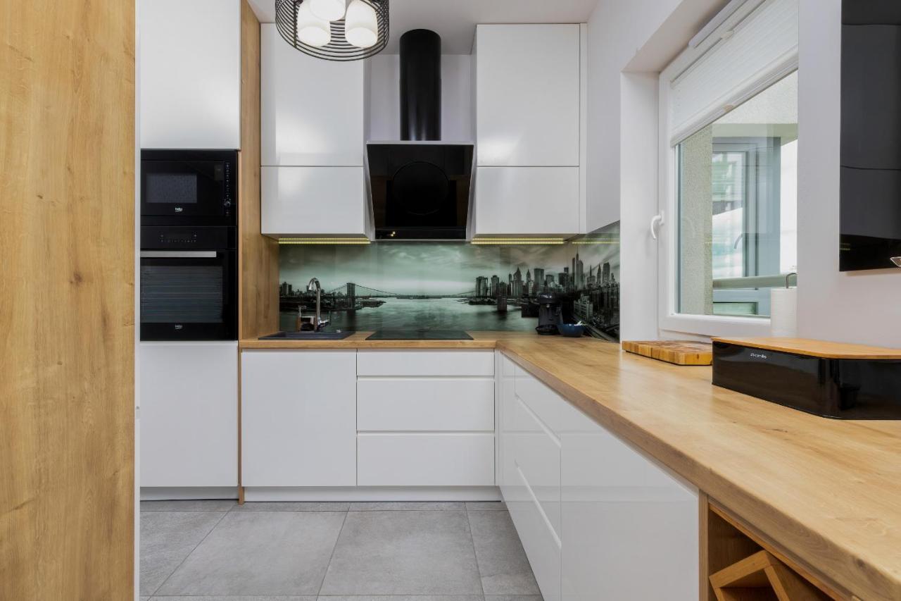 Albatross Towers Przymorze By Renters Gdansk